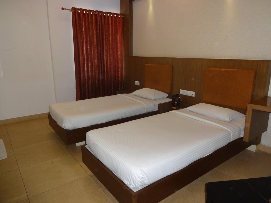 Hotel Pl.A Rathna Residency à Tiruchirappalli Chambre photo